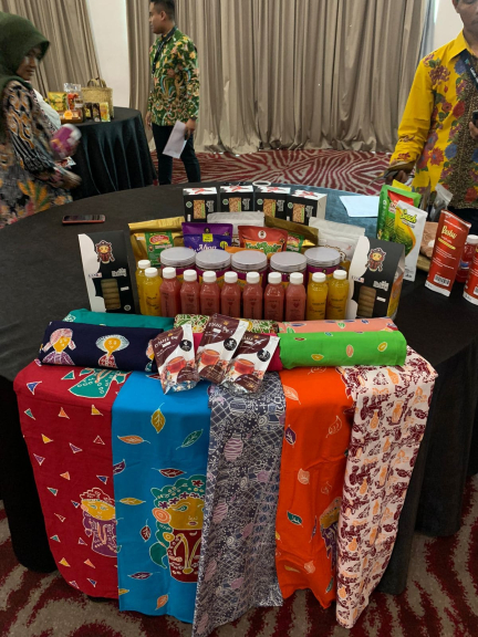 Batik purwakarta tulis