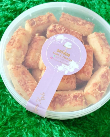 Seisya cake and cookies 