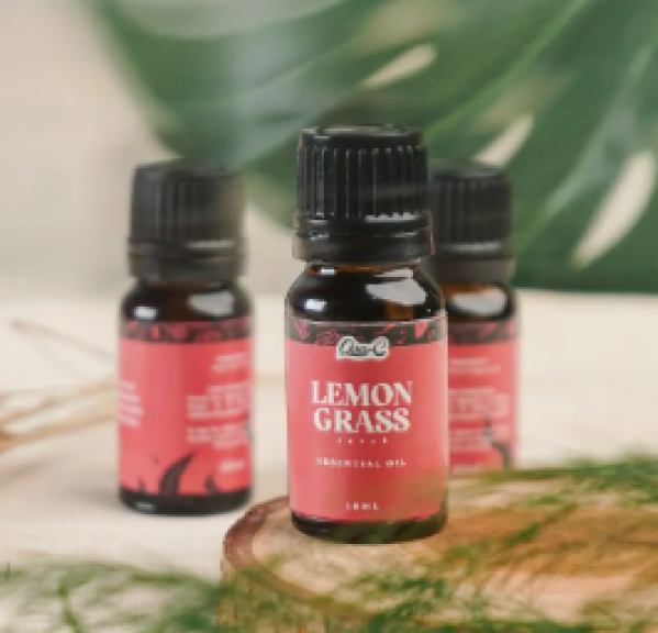 Essential Oil Lemongrass