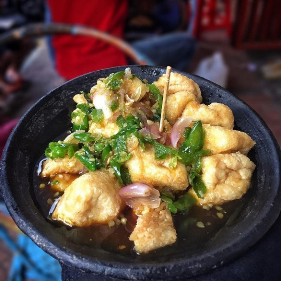 Tahu gejrot mang ewok 