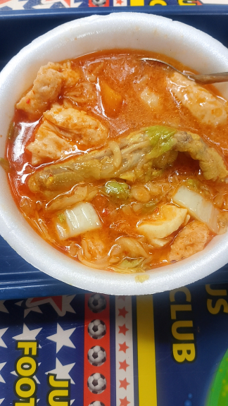 Seblak dan es teller