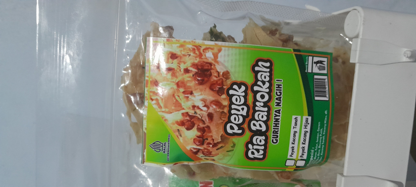Peyek kacang lipat Ria Barokah 