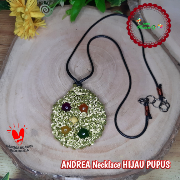 ANDREA Necklace HIJAU PUPUS 