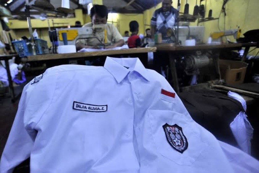 Macam" seragam sekolah