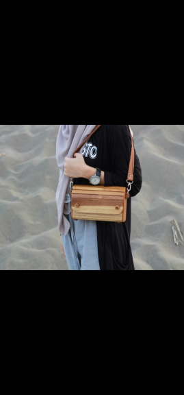 tas kayu slempang