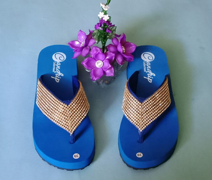 Sandal Spon Candrip Collection