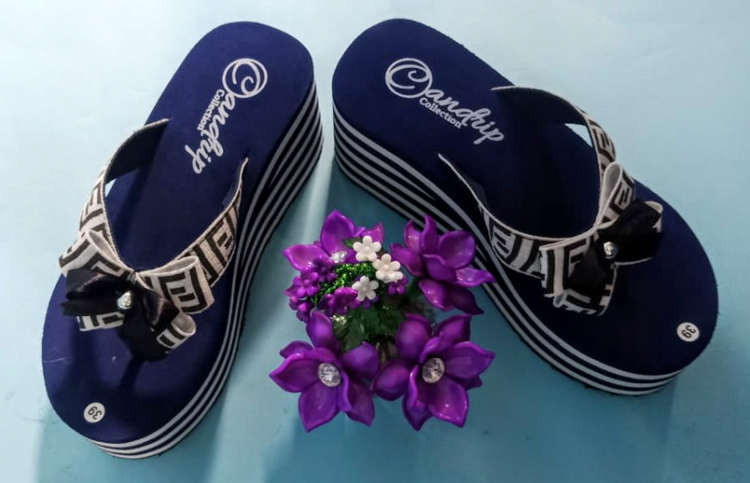 Sandal Spon Candrip Collection