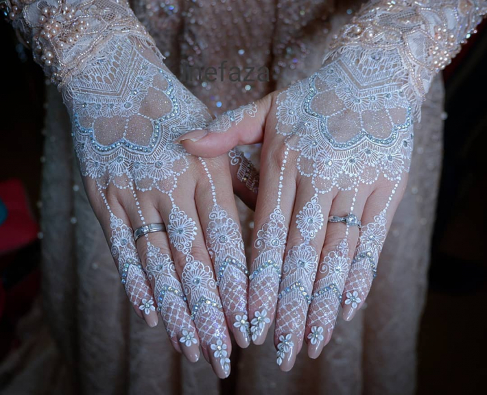 WEDDING HENNA ART
