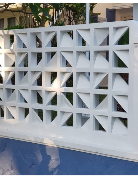 Roster beton Minimalis