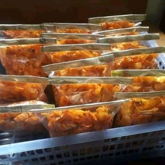 Kripik singkong pedas(bestak)