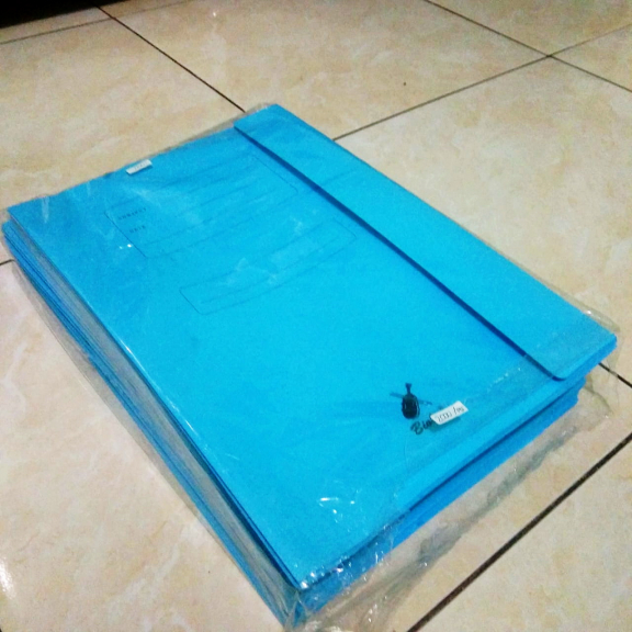 Map Karton Warna Biru