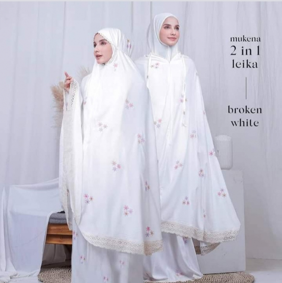Mukena Wanita