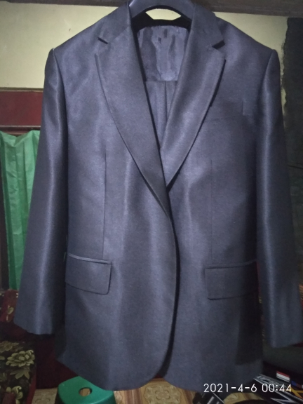 Pembuatan  baju pria dan wanita