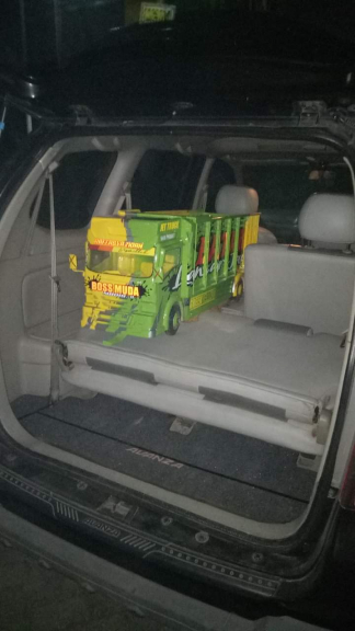 Box speaker miniatur dan bibit gurame