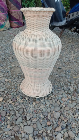 Kerajinan Enceng gondok&anyaman tali&anyaman rotan