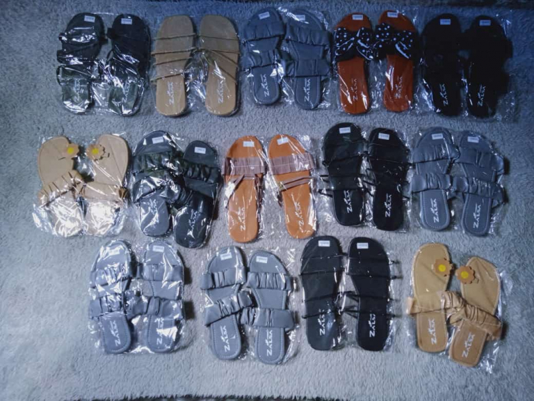 Baju, peralatan dapur