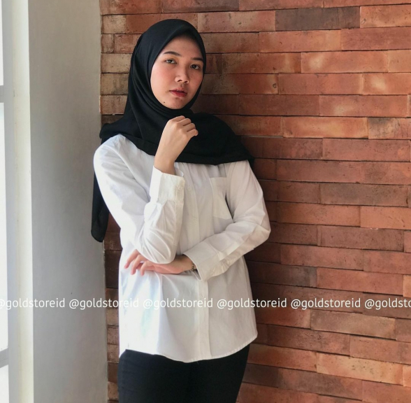 Kemeja dan blouse wanita
