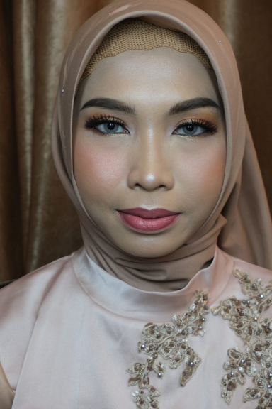 Makeup graduation, sweet 17th dan bridesmaid