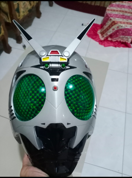 Helm satria