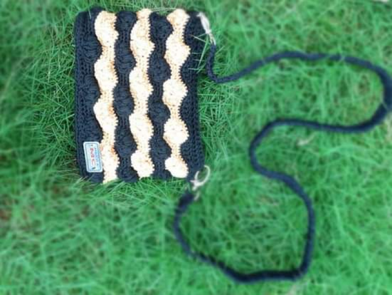 Tas Talikur dan rajut