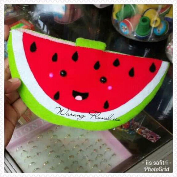 Dompet serbaguna karakter Semangka