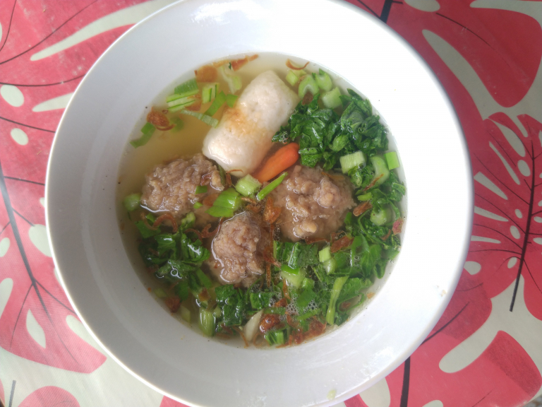 Bakso ikan binuangeun