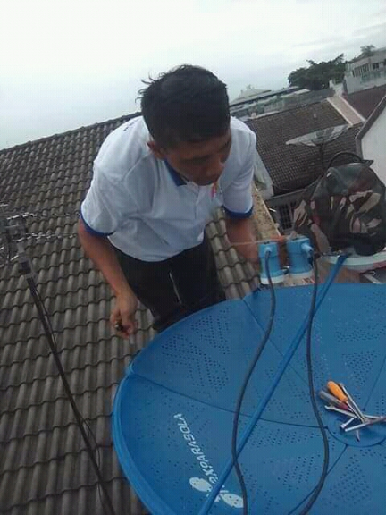 Jasa pasang dan maintain parabola/ antena digital dan cctv