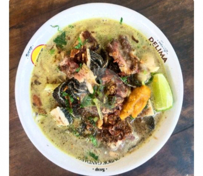 Soto Ayam Dan Soto Daging Babat