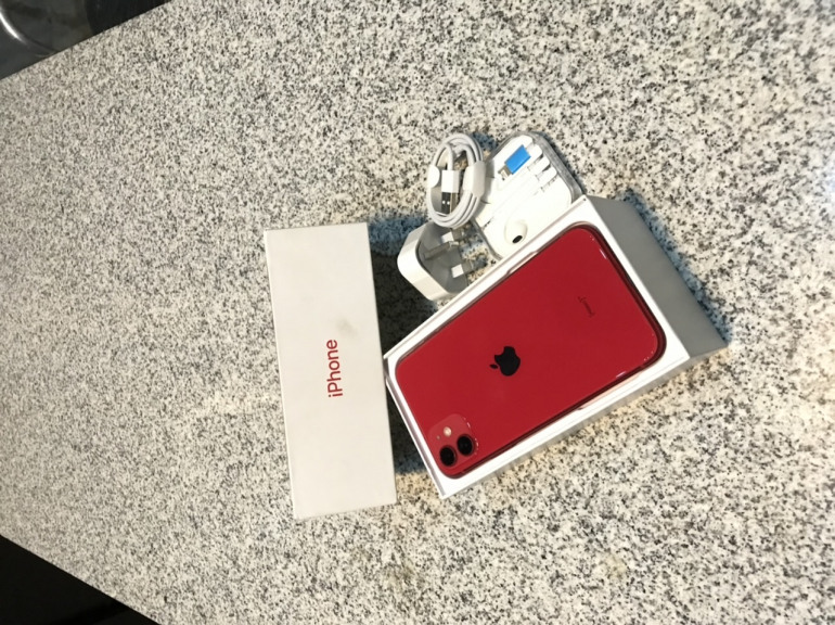 iPhone 11 64GB Second Nominus