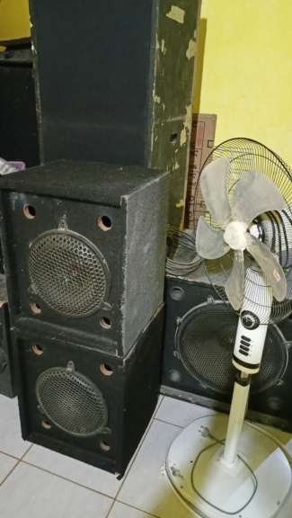 Servis handphen dan reparasi electronik