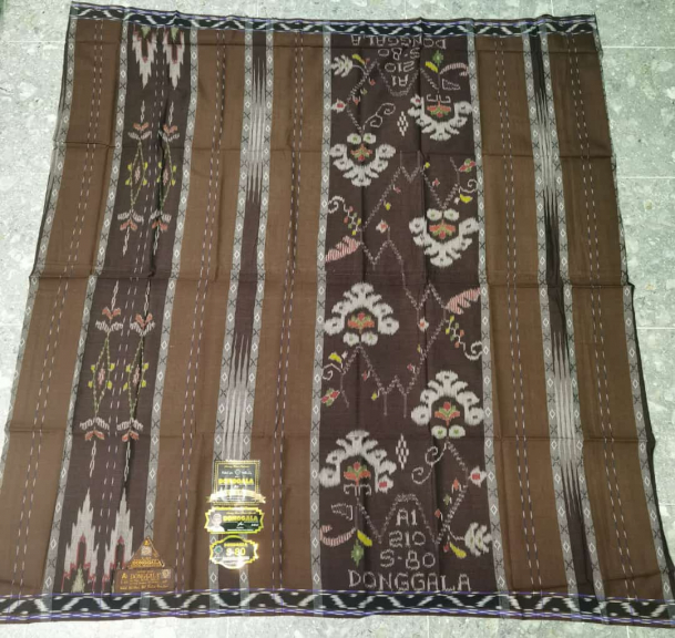 Sarung Tenun Donggala Sutera 