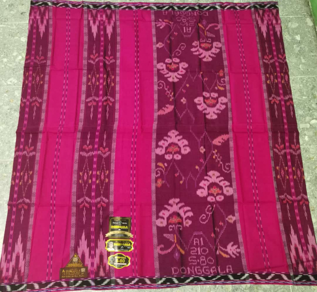 Sarung Tenun Donggala Sutera 