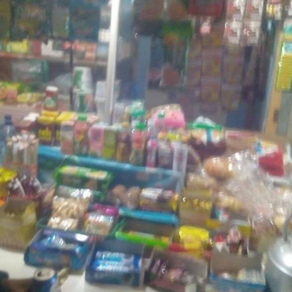 Ayam goreng ayam bakar soto ayam SOP iga SOP buntut ikan bakar