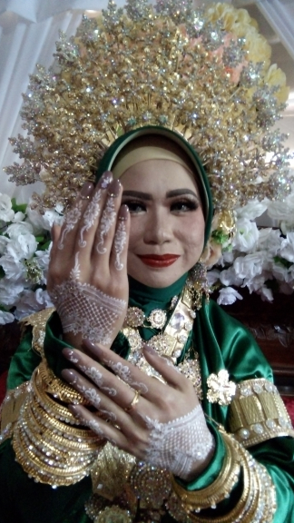 Buket Bunga dan Jasa Henna Pengantin 