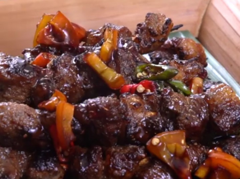 Catering Sate dan Kambing Guling