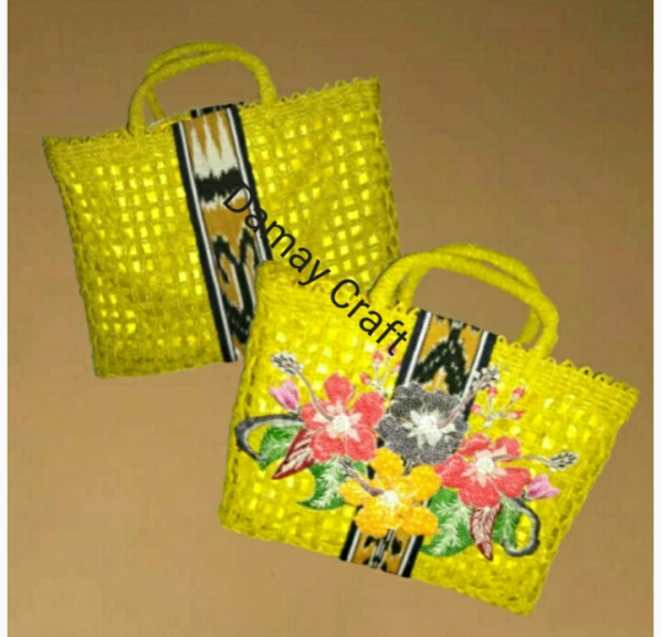 Tas pandan lilit bunga sospeso