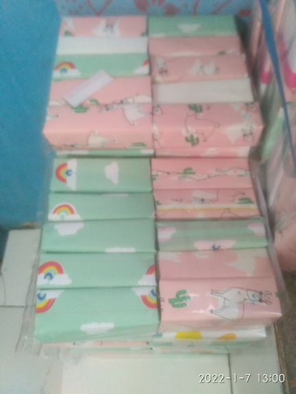 Kotak Kado berhadiah