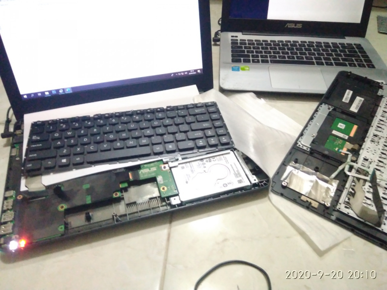 Jasa pengetikan, servis laptop, printer dan kursus komputer