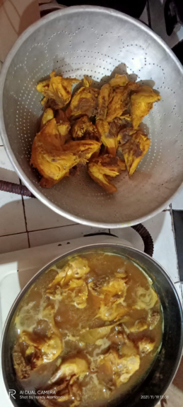 Ayam penyet &amp; bakar Bang Andy
