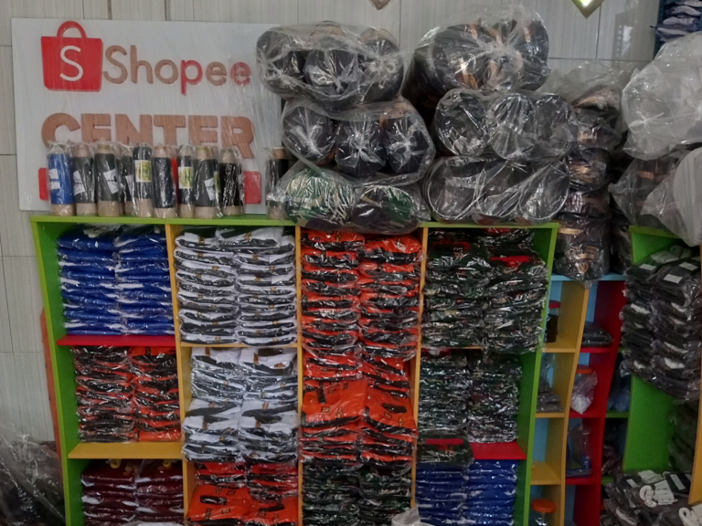 Seragam Profesi Polisi Anak Tk