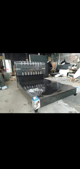 Dipan dan spring bed