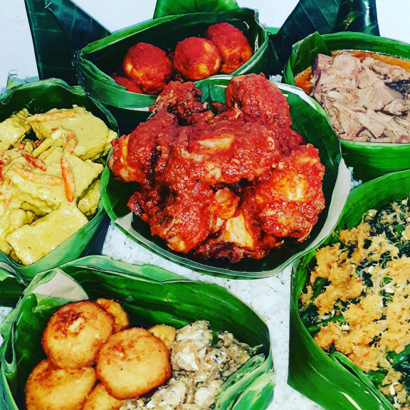 Nasi urap urap komplit 