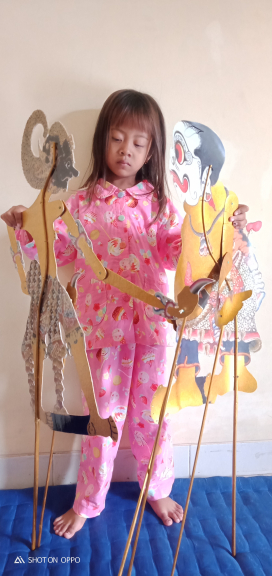 Wayang angkrrk dan truck oleng