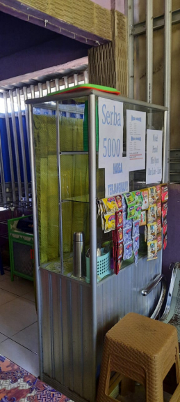 JAJAN DAN MAKANAN POKOK