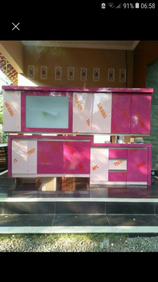 Kitchen set . Kamar set . Backdrop tv . Sekat ruangan . Partisi . Lemari bawah tangg dll..