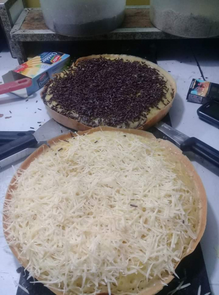 Martabak manis dan telor bangka kubang