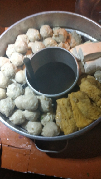 Bakso &quot;BAKWAN 09&quot;