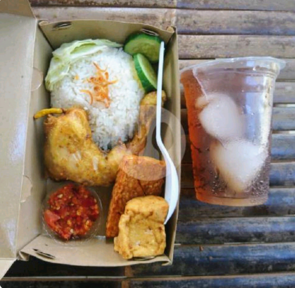 paket super komplit ayam sambel ijo