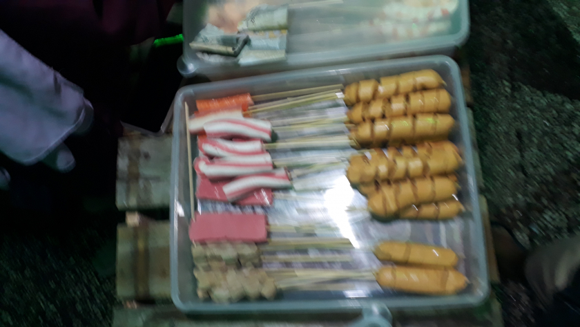 Rania sosis bakar dan boba