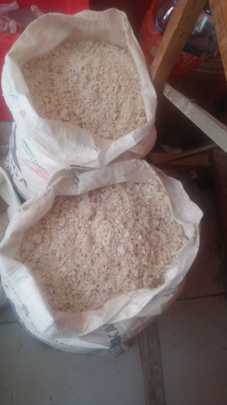 Minyak jelantah dan limbah ampas goreng dan tepung fried chicken